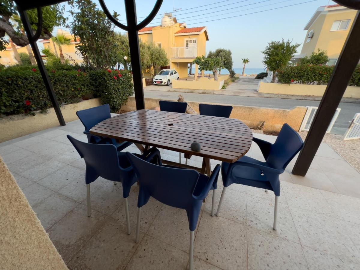 Leo Boutique Beachfront Hébergement de vacances