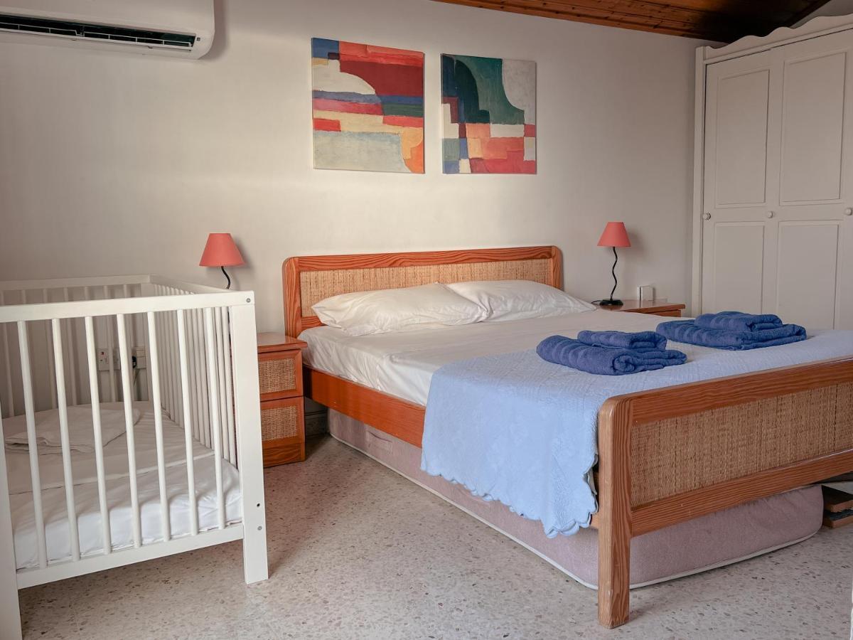 Leo Boutique Beachfront Hébergement de vacances Ayía Nápa