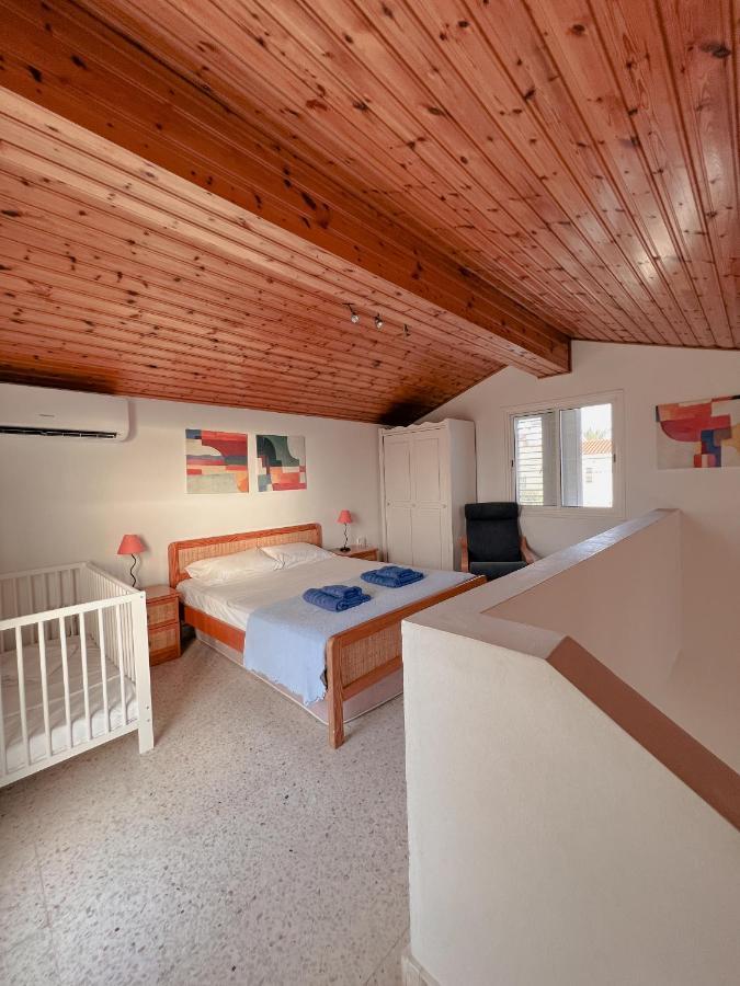 Leo Boutique Beachfront Hébergement de vacances Ayía Nápa